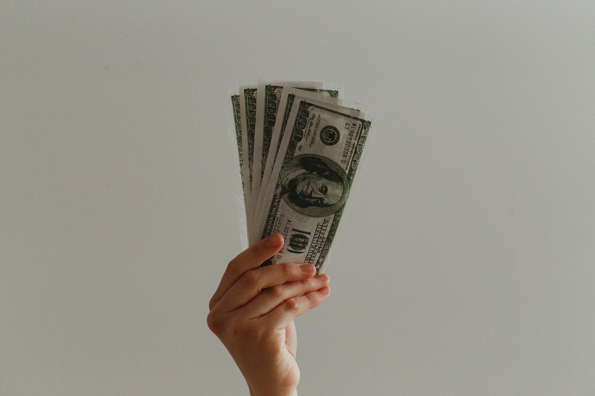 How to Invest Like a Professional: Tips to Get Started