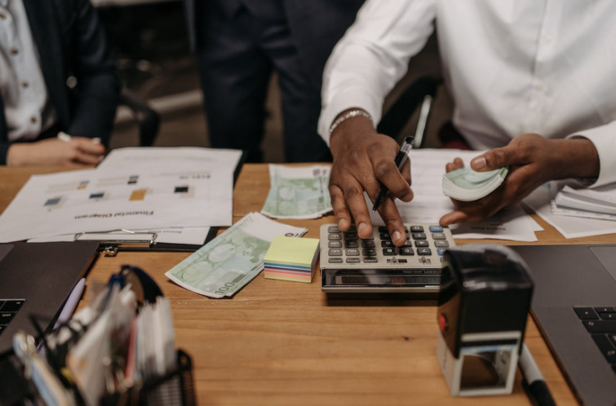 Financial Moves That Can Trap You Into a Debt Cycle